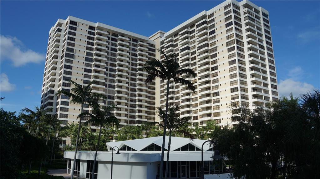 Olympus Towers bedroom Condo For Sale - 2500 Parkview Dr, Unit 2514-PH, Hallandale Beach, FL - Bogatov Realty