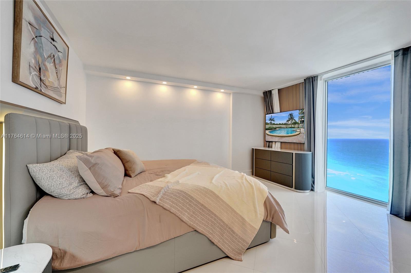 Sian Ocean Residences Con