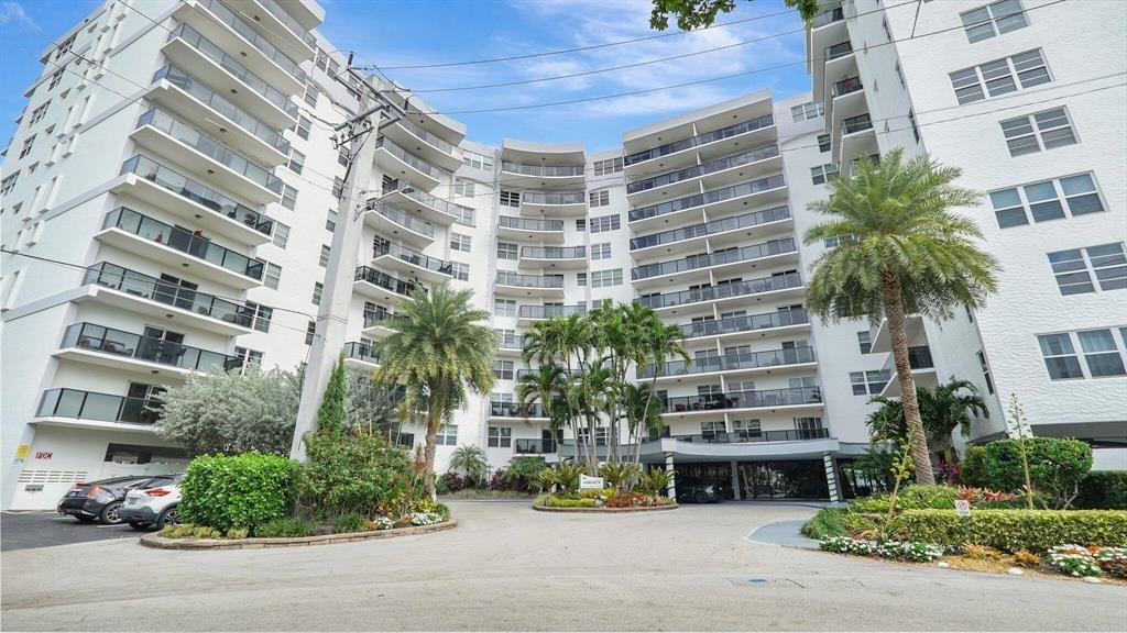 The Warwick Condo Unit 5M