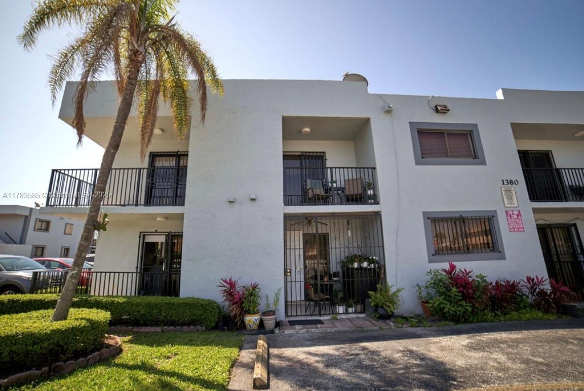 Villas Del Sol Condo