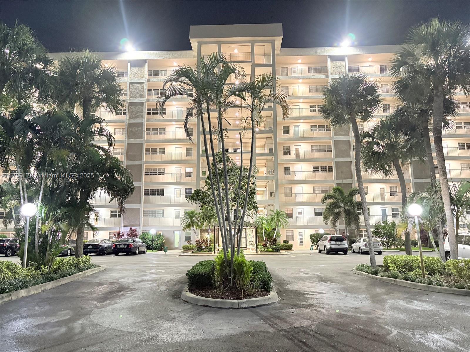 No 20 Palm-Aire Country C