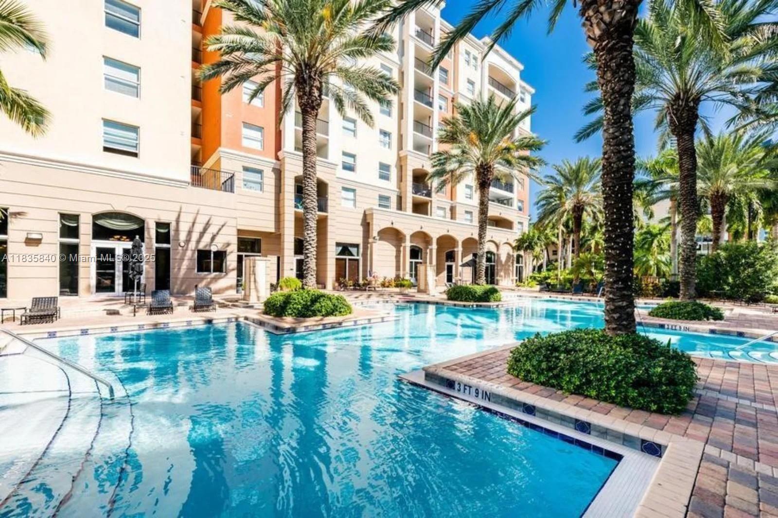 Porto Bellagio Condo