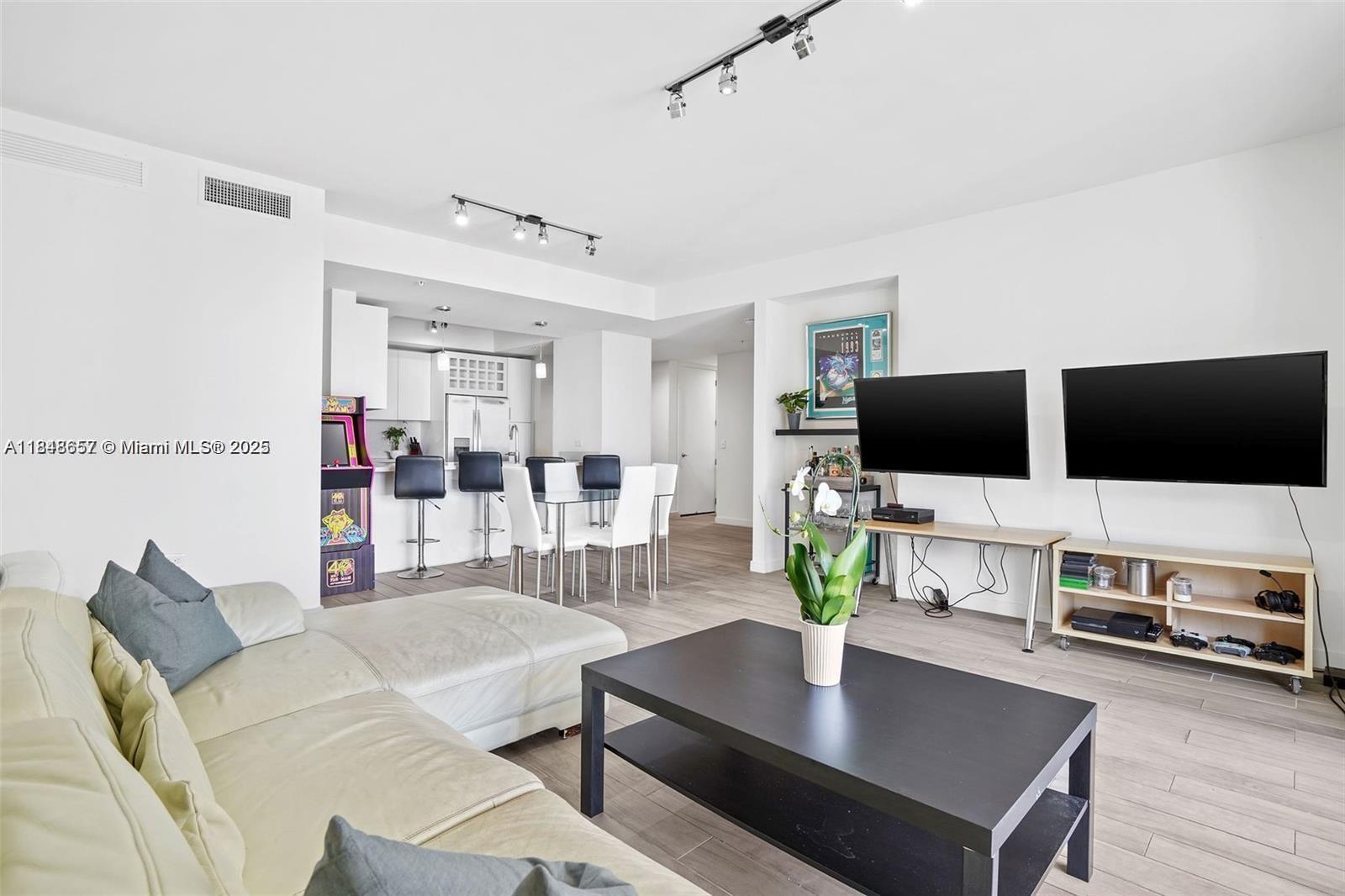 Nine At Mary Brickell Vil