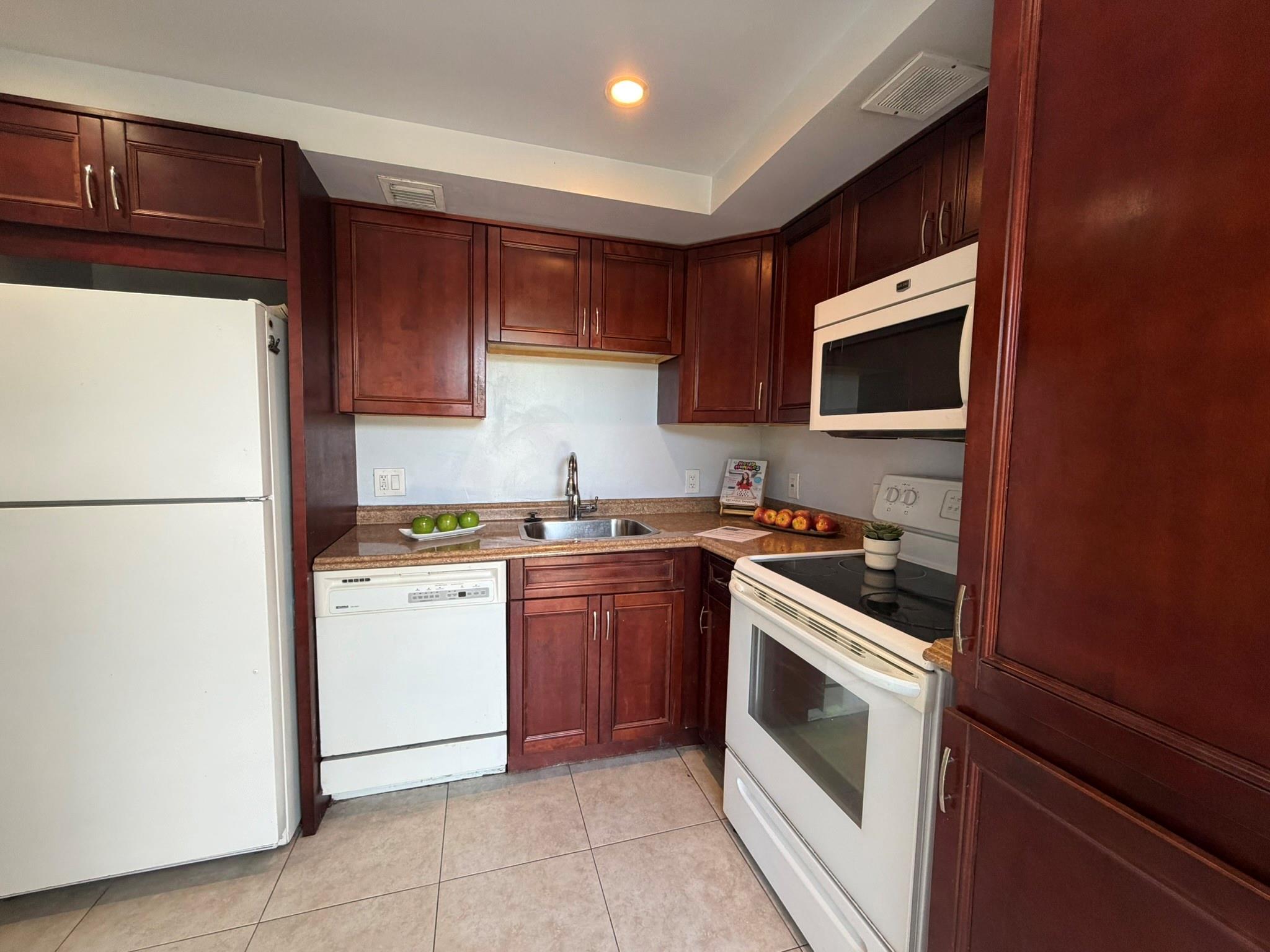 No 4 Palm-Aire Country CL