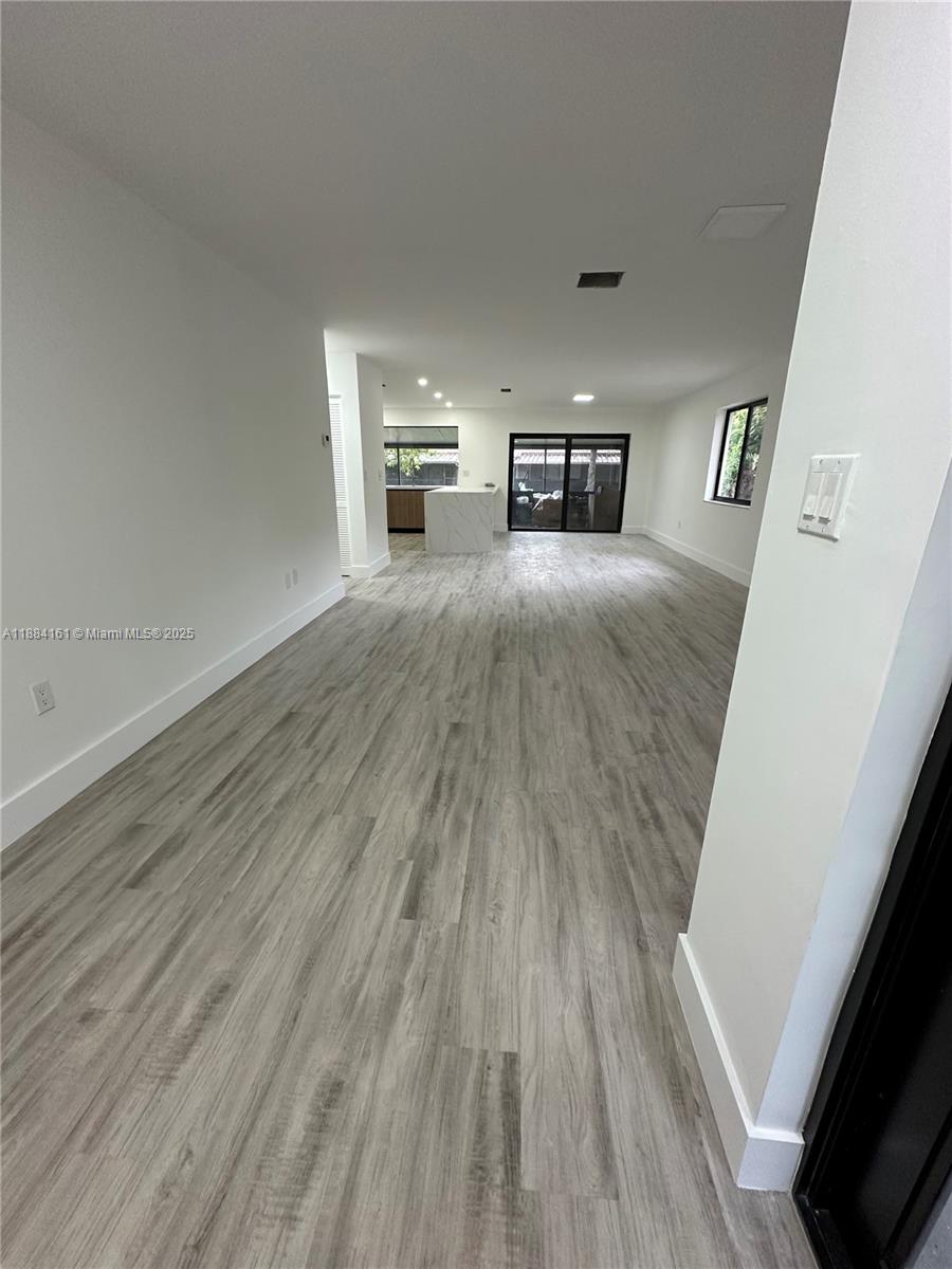 Miami Lakes Eagle Nest Se