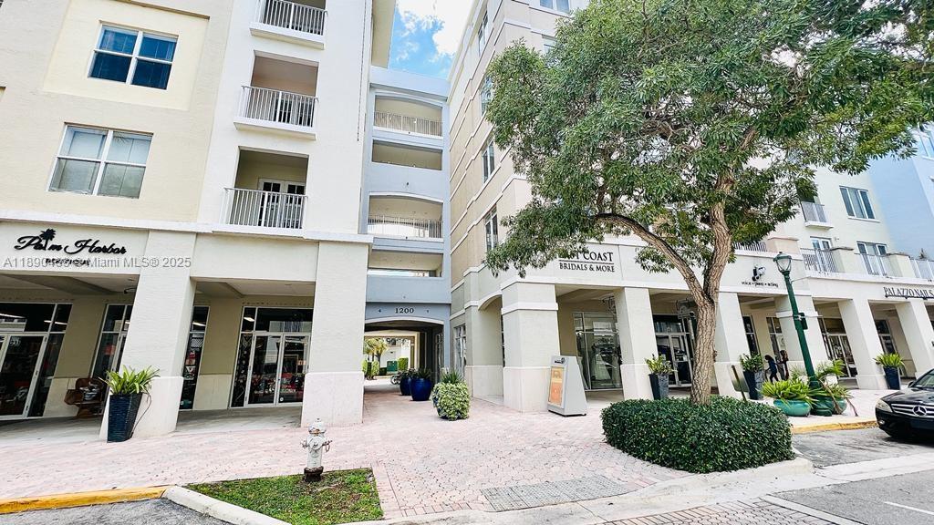 Village At Abacoa Condo