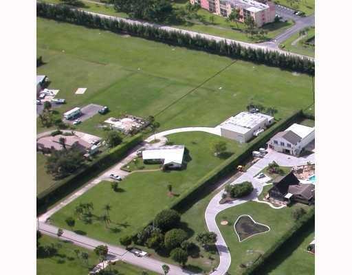 Antiquers Aerodrome Unrec