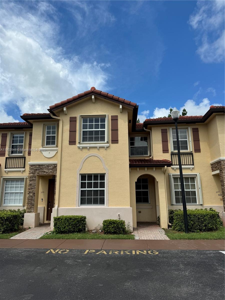 Villas At Carmel Condo No