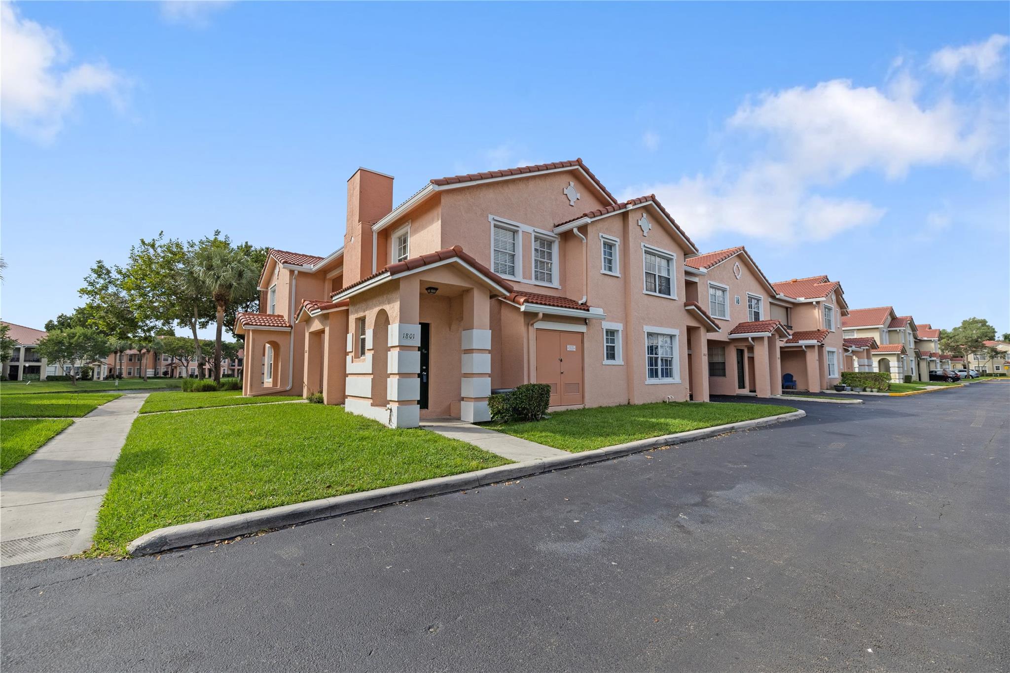 Belmont At North Lauderda