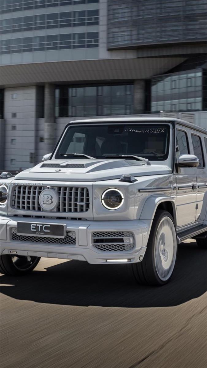 Mercedes Benz g800 Brabus